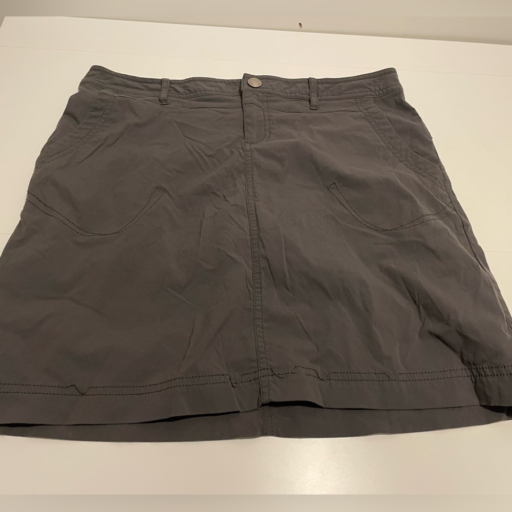 Eddie Bauer Brand Women's Size 4 Athletic Skirt Skort Golf Athleisure Dark Gray